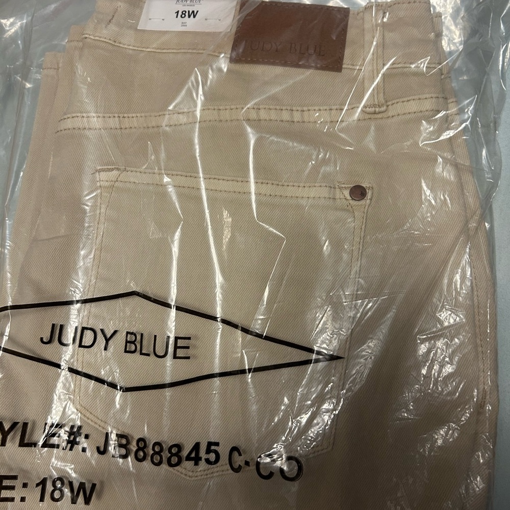 Judy Blue Light Tan Denim Pants